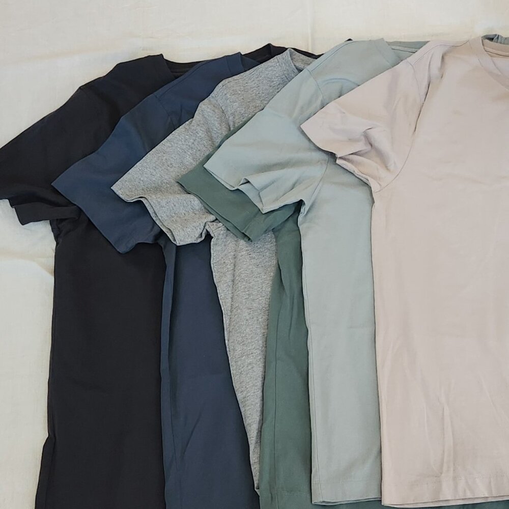 Men's Abercrombie and Fitch - T-shirt 6 pack - Size Large, Various Colors - Picture 2 of 15